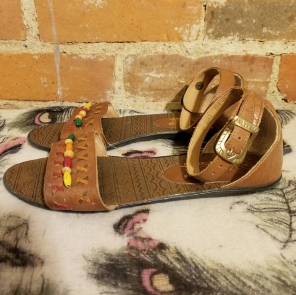 VINTAGE LEATHER WOVEN SANDALS BROWN HIPPIE PREPPY FESTIVAL 90S HIPSTER BEADED - Picture 6 of 10